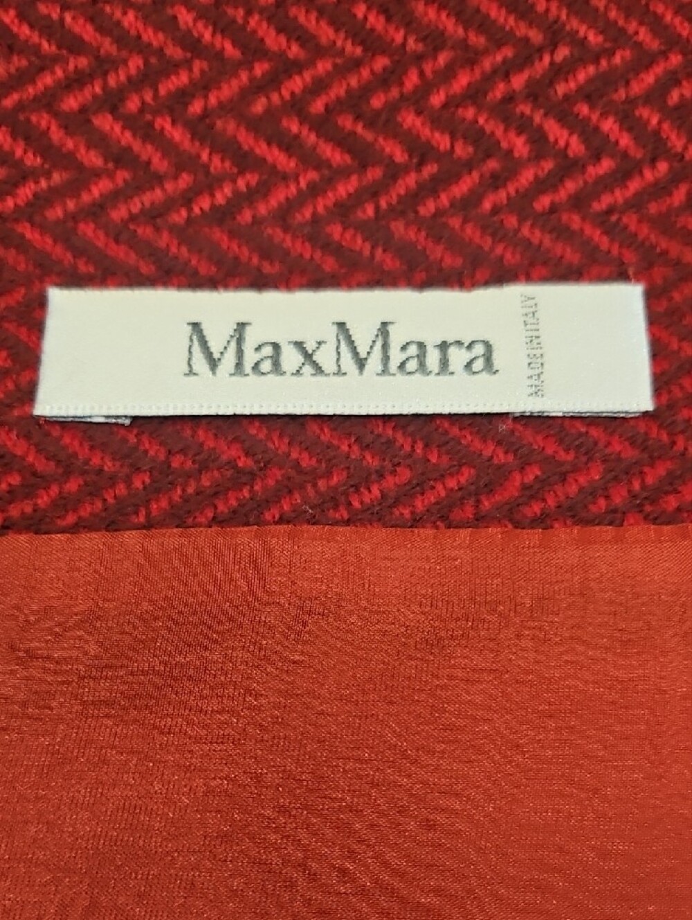 Vintage MaxMara Mainline Red Virgin Wool Blazer & Skirt Suit Size 6 - Picture 2 of 16